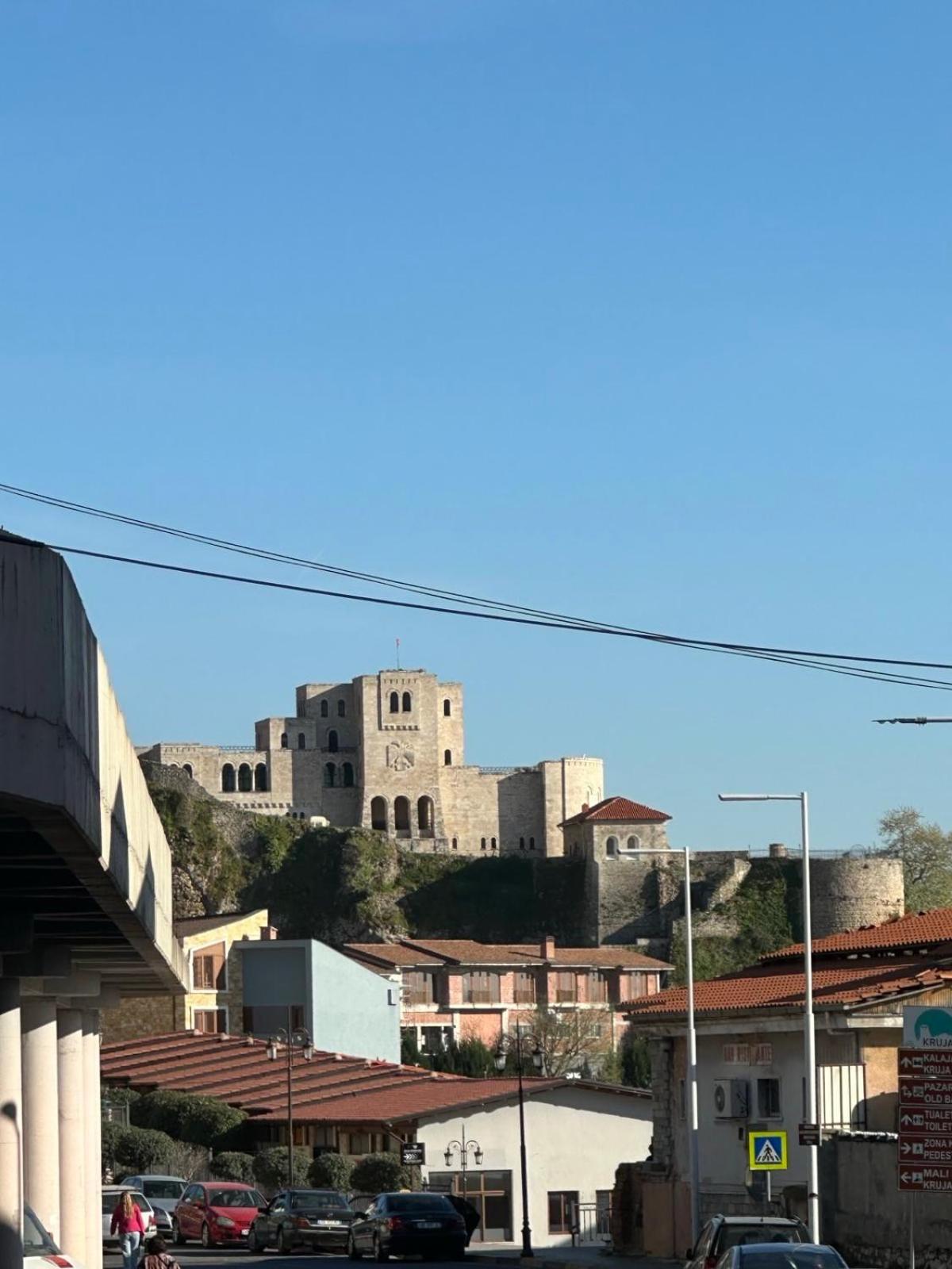 Grand Hotel Krujë 外观 照片